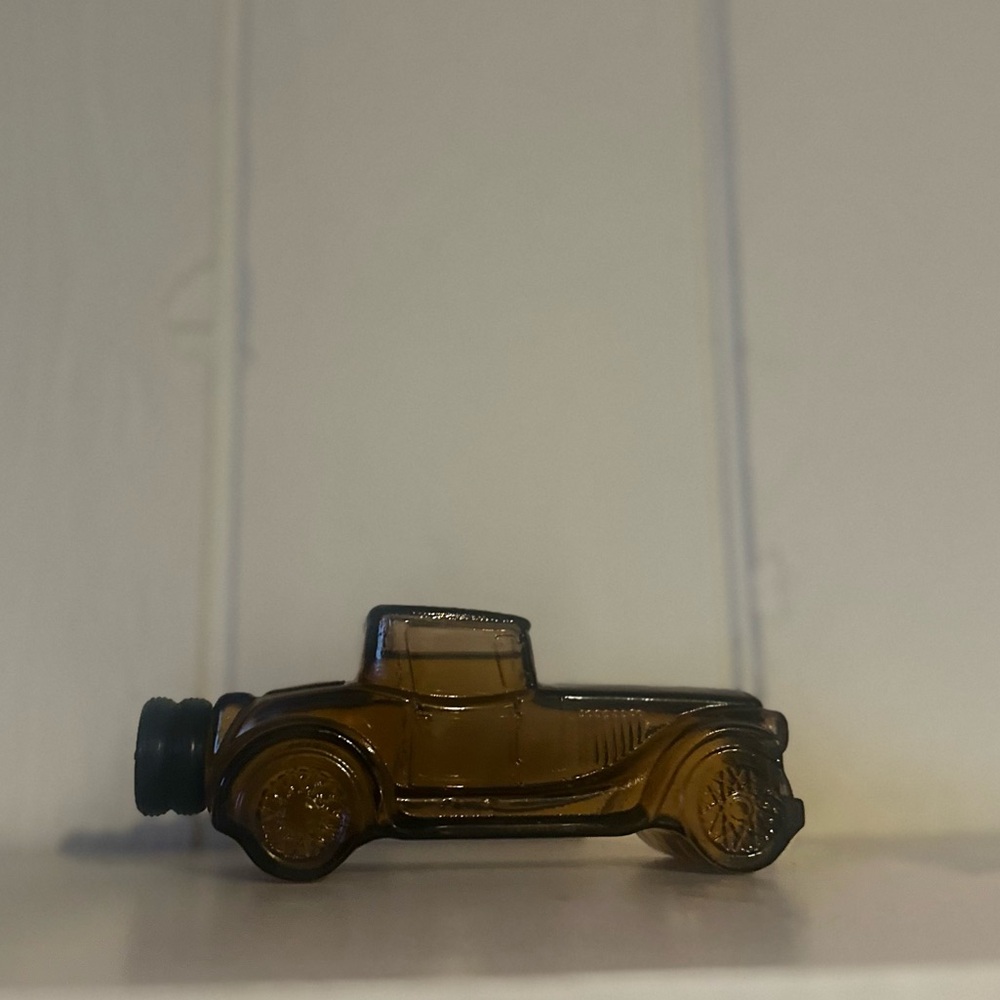 1968 AVON FOR MEN STERLING SIX LEATHER AFTER SHAVE LOTION COLLECTABLE CAR VINTAG
